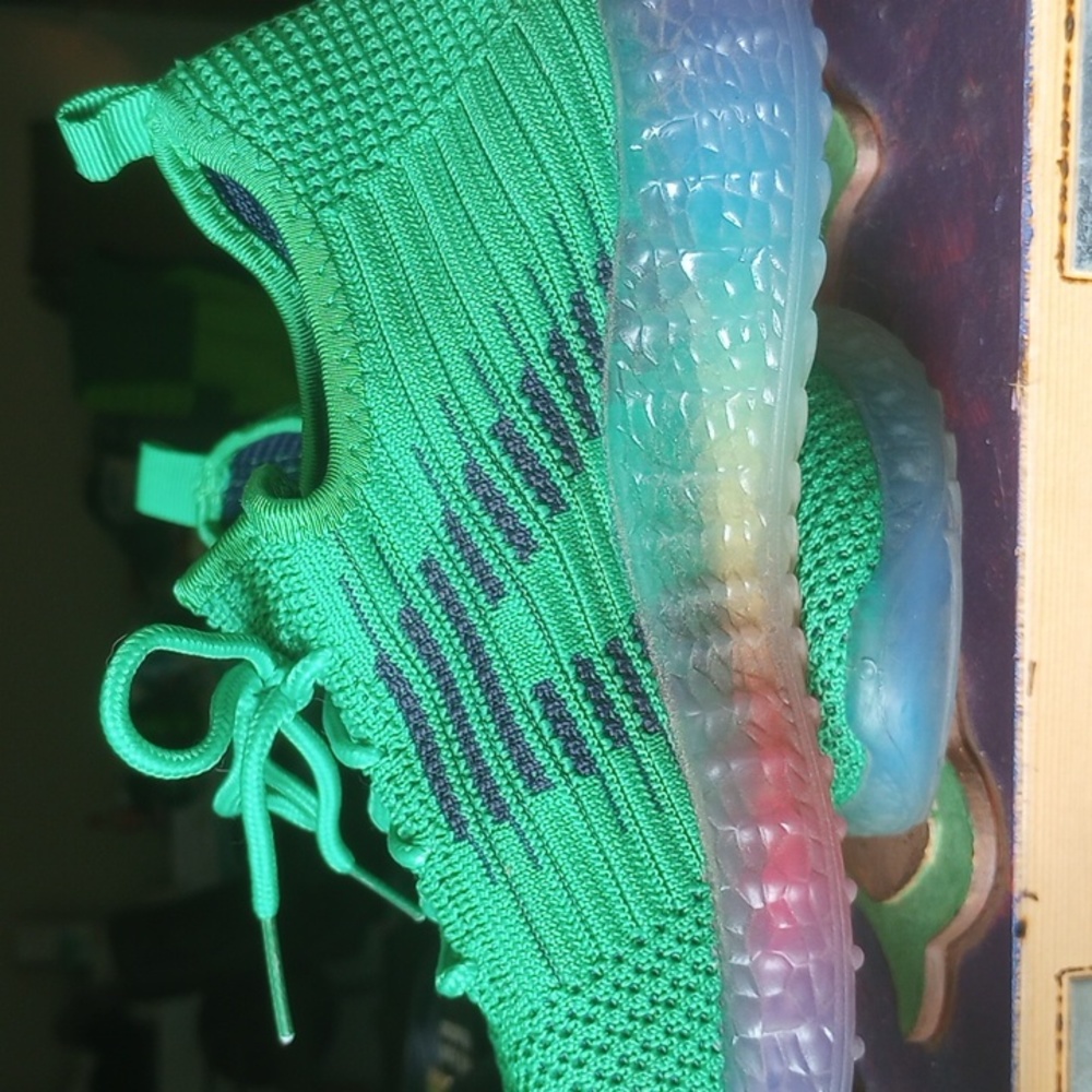 Shoes - Picture 2 of 2